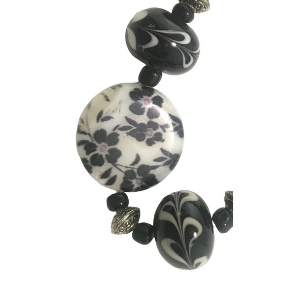 Handmade Black and White Lampwork Glass Bead Stretch Bracelet Letter A Charm - Picture 3 of 5